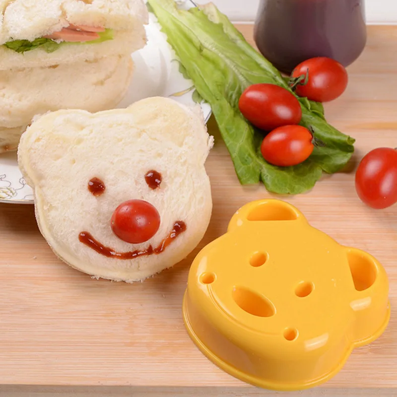 2pcs Sandwich Mould Bear Cat R - Bunny Cake Mold ulasan dan harga